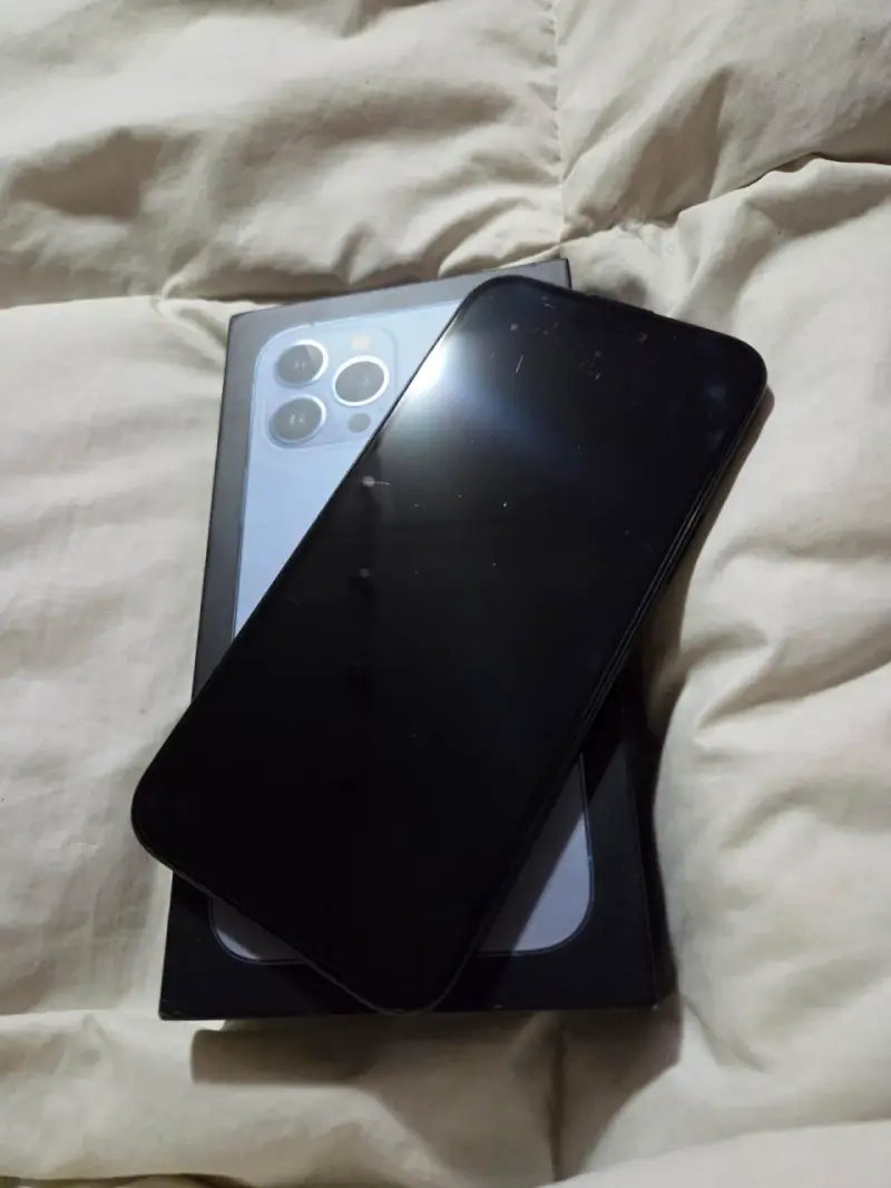 iPhone 15 Plus 128GB Black - 6