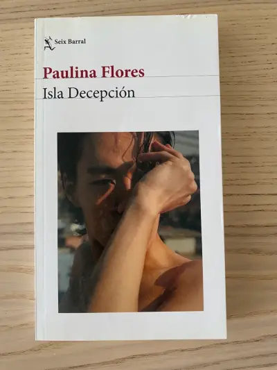Libro Isla Decepción de Paulina Flores - miniatura 1