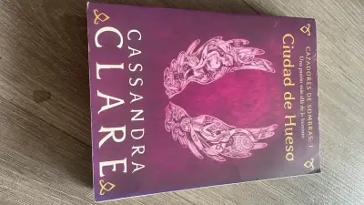 Libro Ciudad de Hueso Cazadores de Sombras - miniatura 1