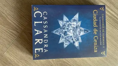 Libro Cazadores de Sombras 2 - miniatura 1