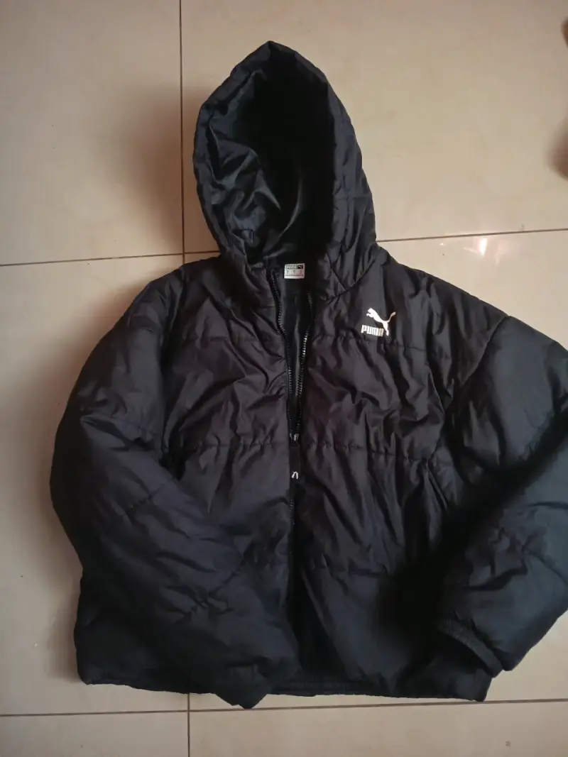 Chaqueta negra con capucha Puma - 1