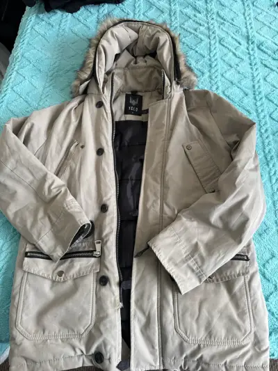 Parka beige con capucha de peluche - miniatura 1