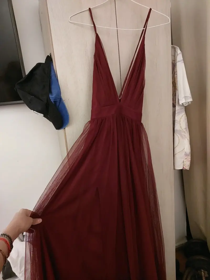 Vestido largo de tul burdeo elegante - 2