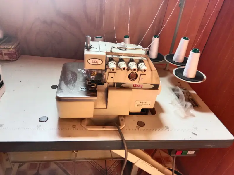 Máquina overlock industrial Bsq - 2