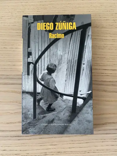 Libro 'Racimo' de Diego Zúñiga - miniatura 1
