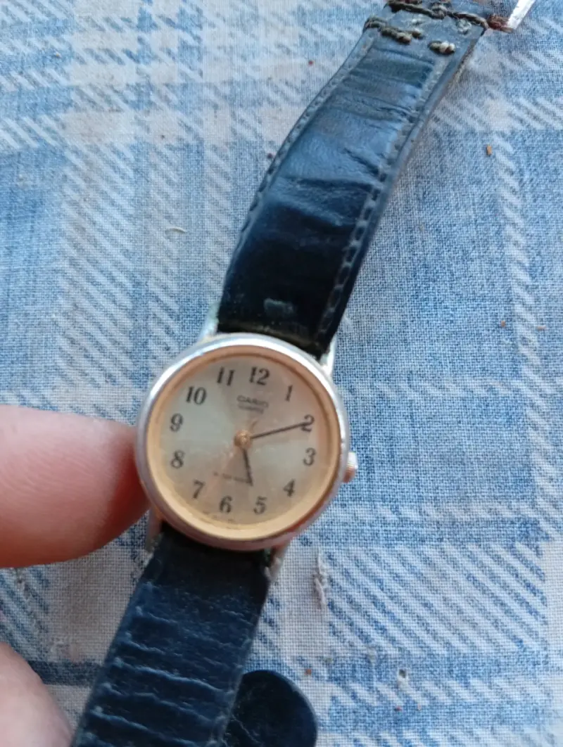Reloj análogo Casio vintage - 1