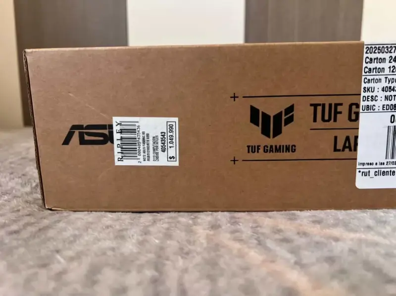 ASUS TUF GAMING A15 FA506 - 1