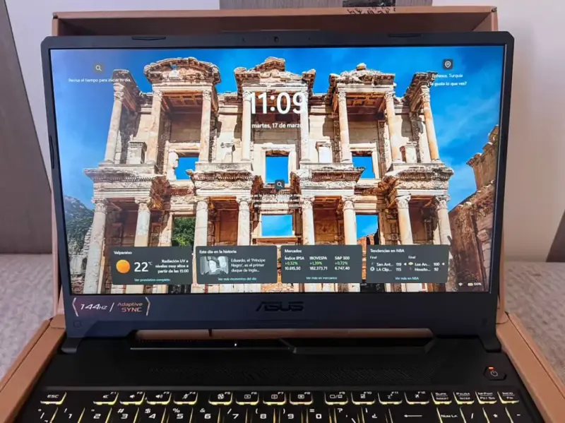 ASUS TUF GAMING A15 FA506 - 6