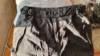 Pantalones de nieve para niño talla 10-12 - miniatura 2