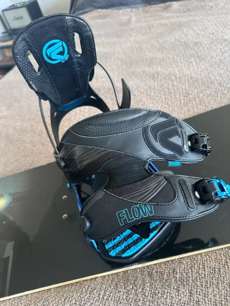Tabla de snowboard Rossignol con botas - 3