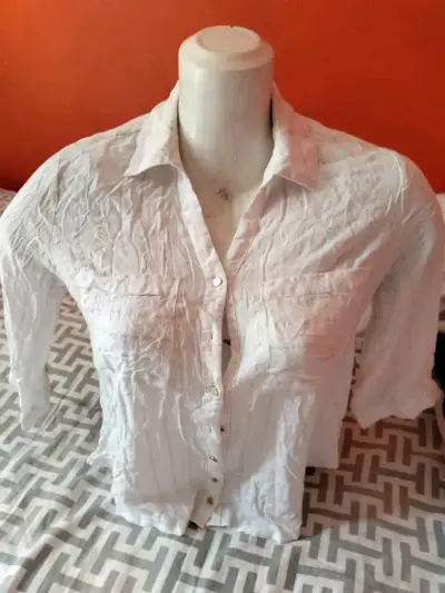 Camisa blanca de lino - miniatura 1