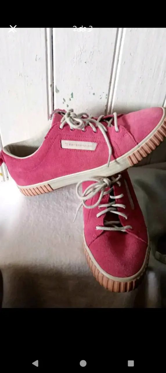 Zapatillas rosadas estilo casual - 3