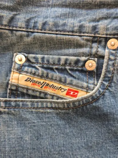 Jeans talla 33 DIESEL - miniatura 1