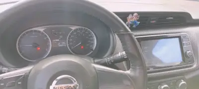 Auto Nissan kichs 2019 - miniatura 4