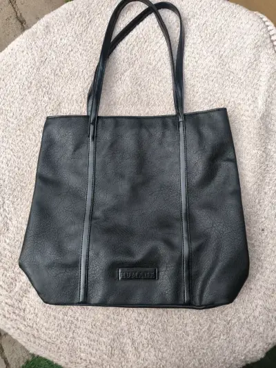 Cartera tote ecocuero negro - miniatura 2