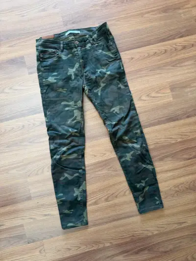 Pantalones ZARA camuflados mujer - miniatura 2