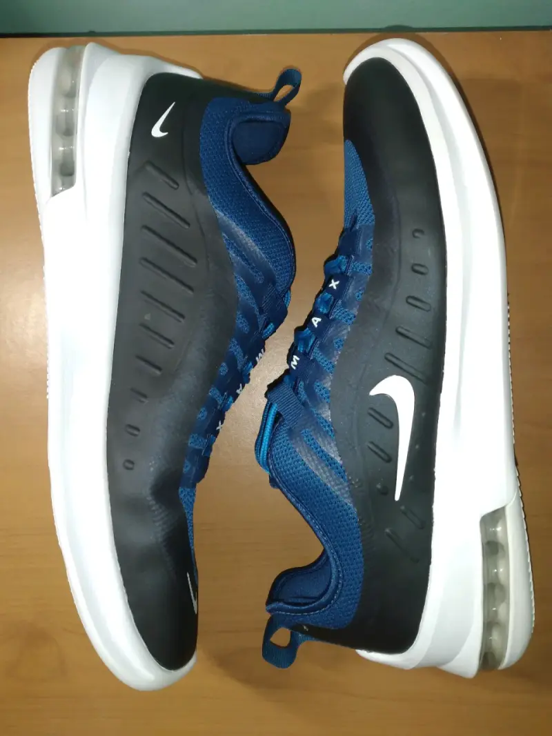 Zapatillas Nike Air Max Axis - 4