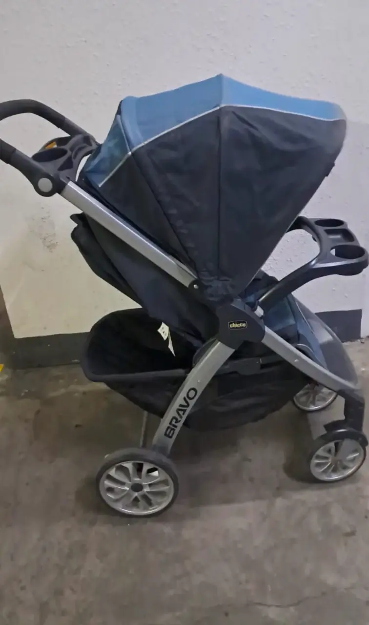 Coche de bebé Chicco gris - 2