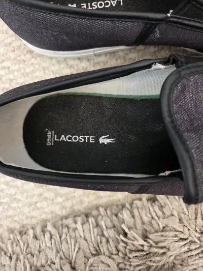 Zapatillas slip-on negras Lacoste - miniatura 3