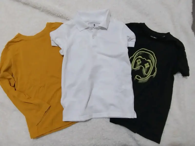 Lote de poleras infantiles