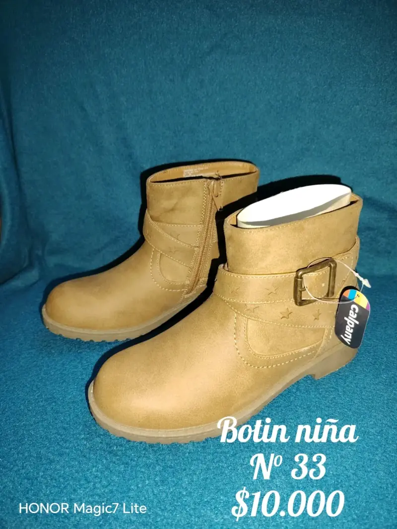 Botines niña color café