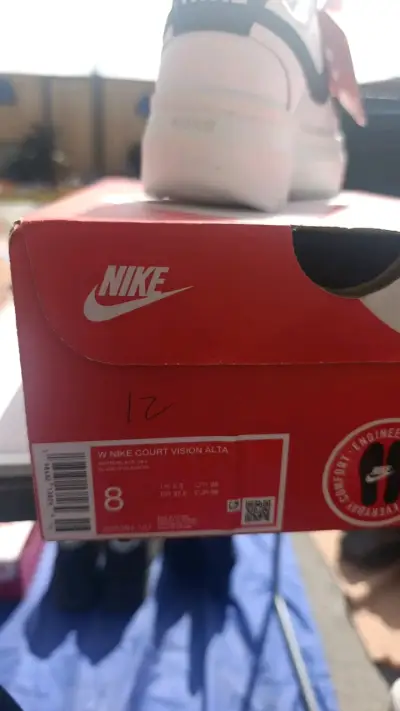 Zapatillas Nike blancas - miniatura 2