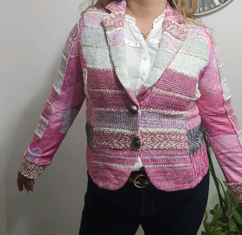 Chaqueta de mujer tejida rosa - 1