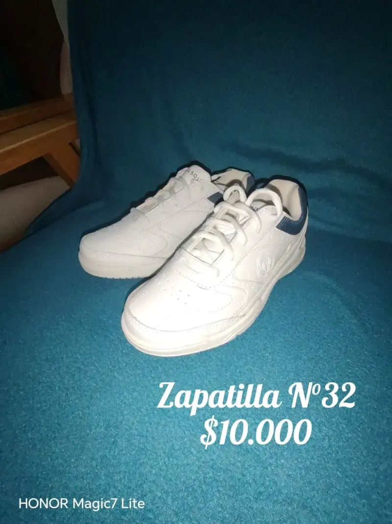 Zapatillas blancas talla 32