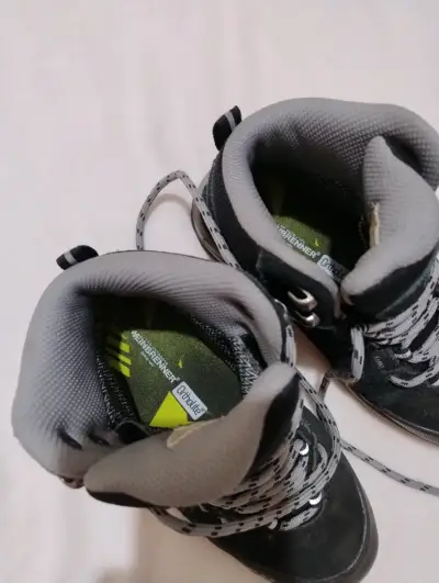 Botas de senderismo negras - miniatura 2