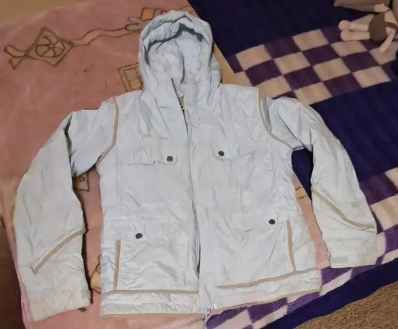 Parka impermeable azul claro - 1