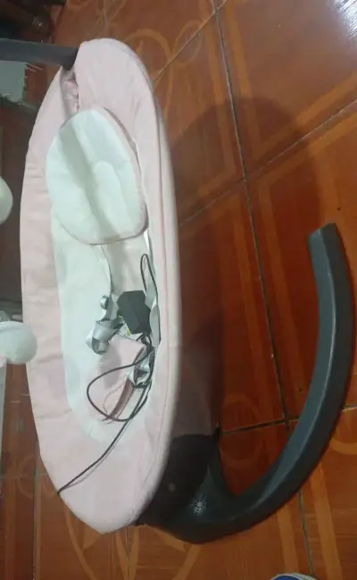 Silla mecedora para bebé rosa bebesit - miniatura 2