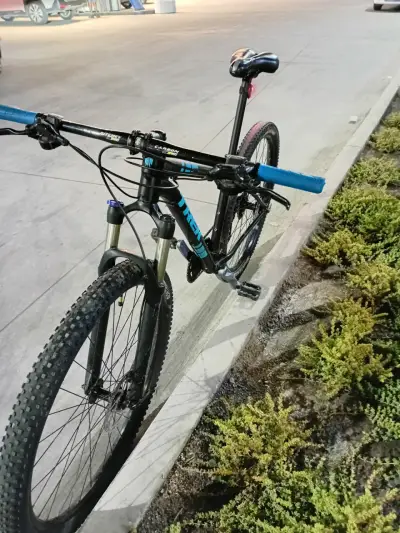 Mtb trek x- caliber7 aro 29, accesorios shimano, - miniatura 2