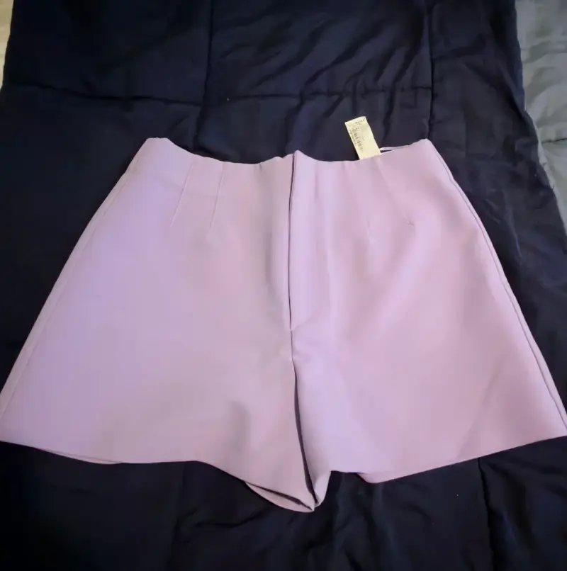 Shorts lila de mujer - 1