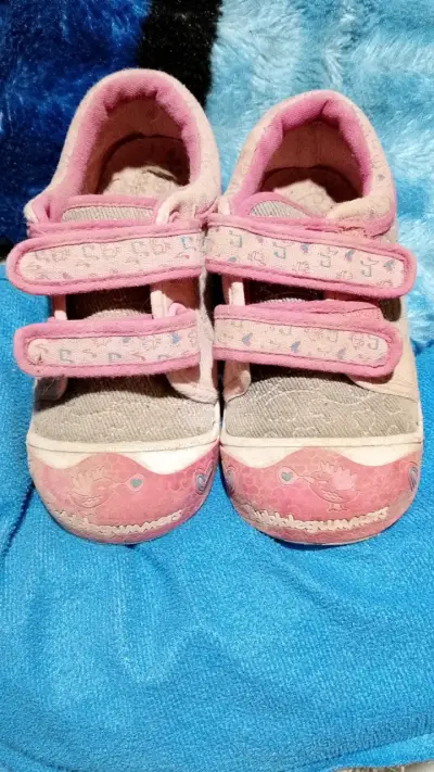 Zapatillas infantiles rosas - miniatura 1