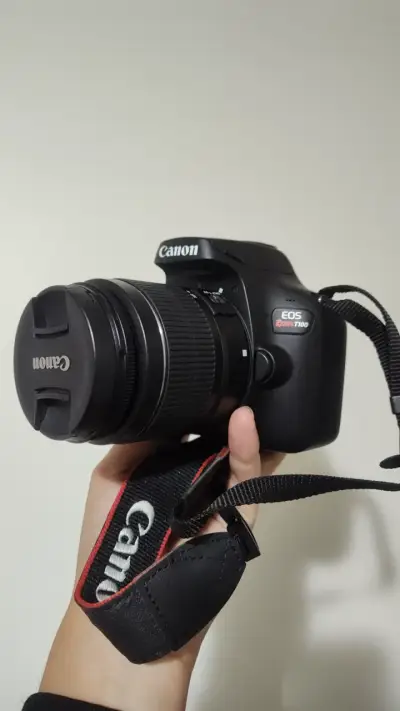 Cámara T100 DSLR Canon con accesorios - miniatura 2