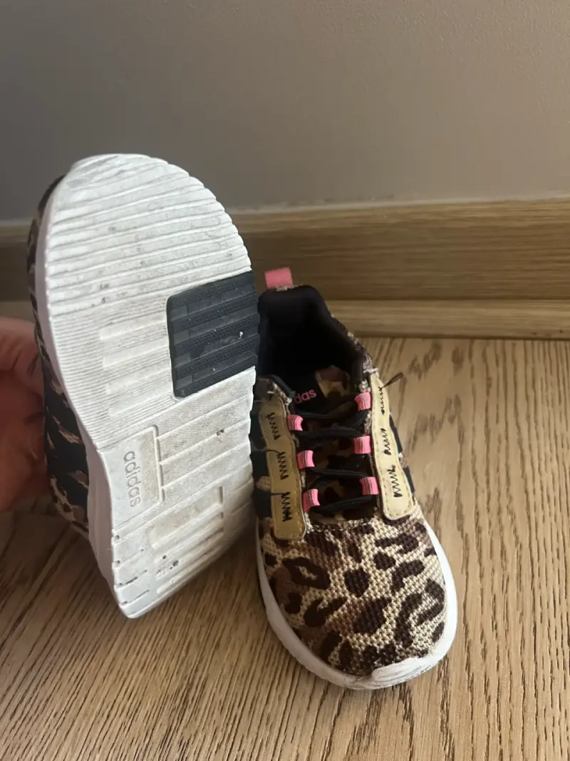 Zapatillas niña marca Adidas estampado leopardo - 4