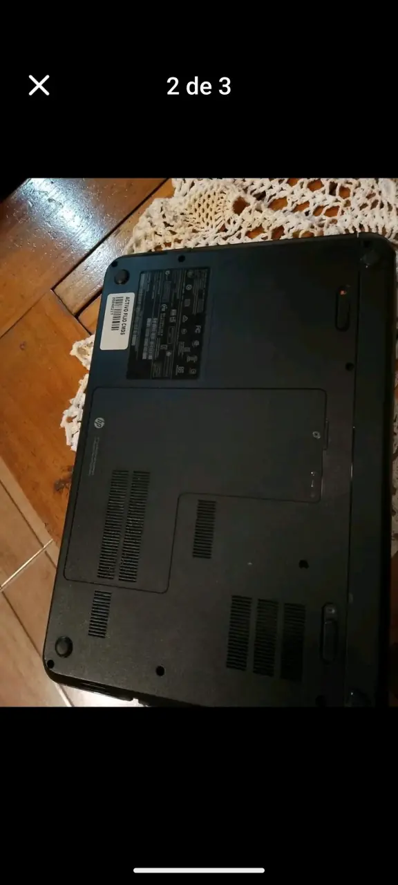Laptop HP negra usada - 2