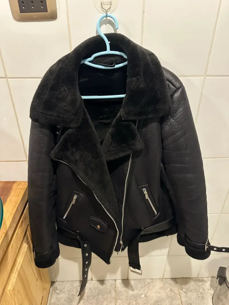 Chaqueta negra - 1