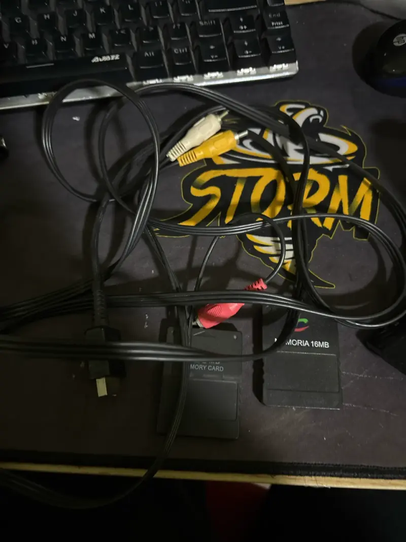 Consola PS2 Slim Con 2 mandos y cables originales - 6