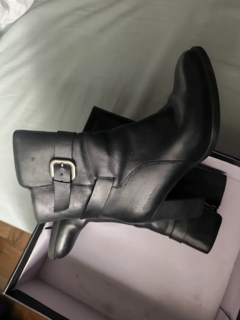 Botines negros de cuero - 3
