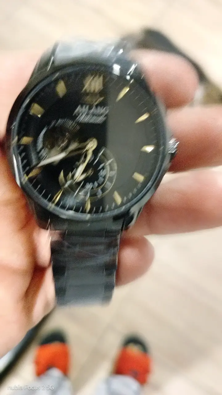 Reloj pulsera metálico negro - 2