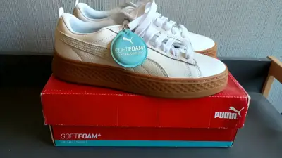 Zapatillas Puma blancas nuevas - miniatura 2