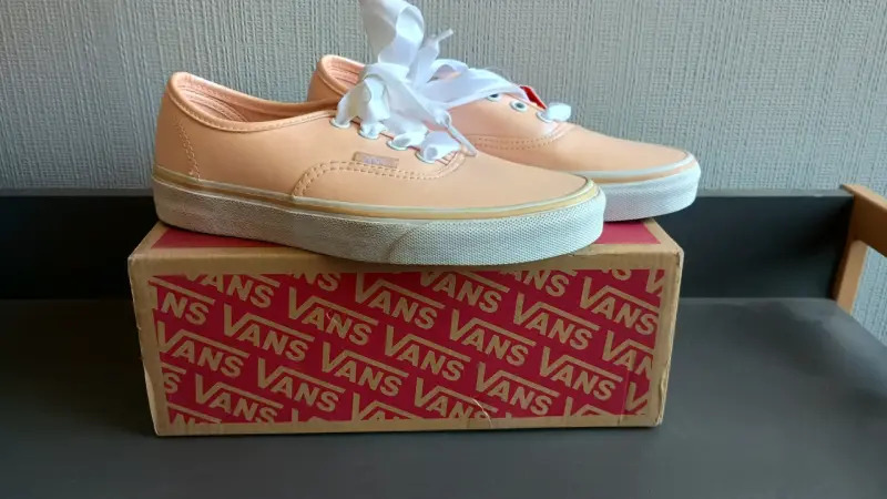 Zapatillas Vans color durazno