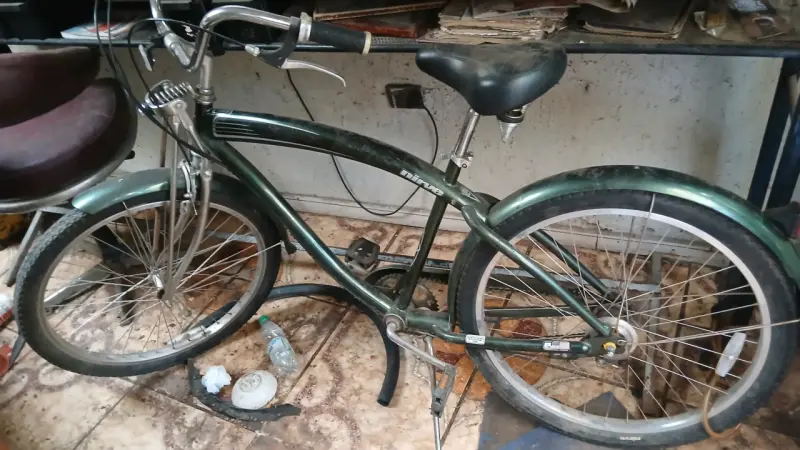 Bicicleta verde clásica americana - 3