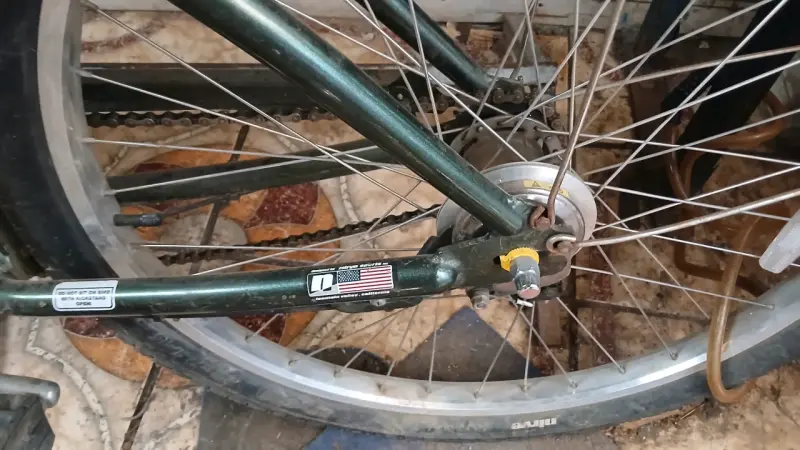 Bicicleta verde clásica americana - 4