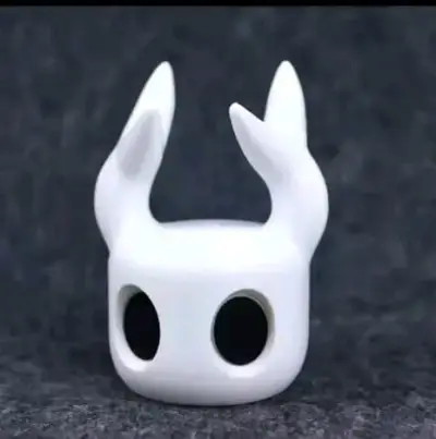 Figura decorativa plastica blanca - miniatura 1