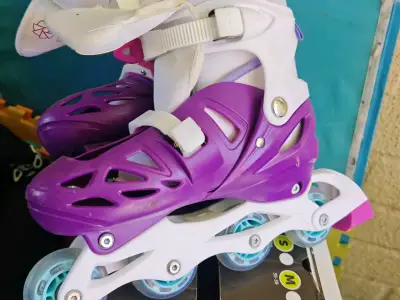 Patines en línea morados - miniatura 1