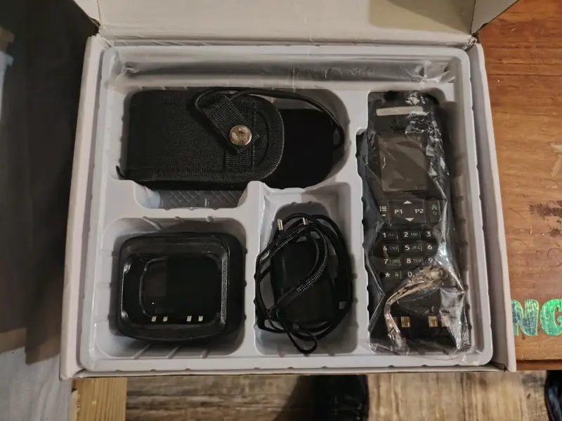 Transceptor Multibanda Baofeng - 2
