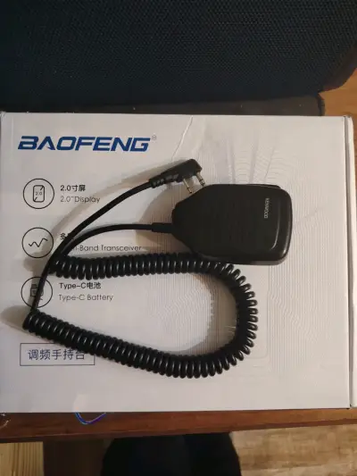 Transceptor Multibanda Baofeng - miniatura 3