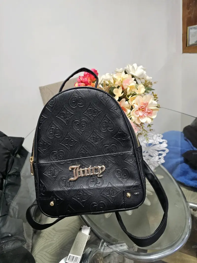 Mochila negra Juicy Couture - 4